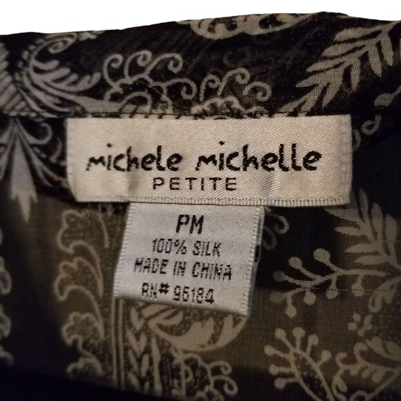 Michele Michelle Womens Sz PM White Black Geometric Long Sleeve Button Down Blou - Picture 2 of 9